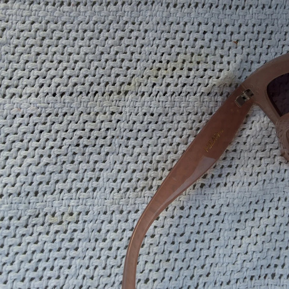 SEA Waverly Sunglasses - Picture 6 of 11